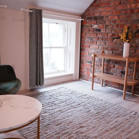 Spire Entire Attic Apartment No Kitchen Дъблин Екстериор снимка